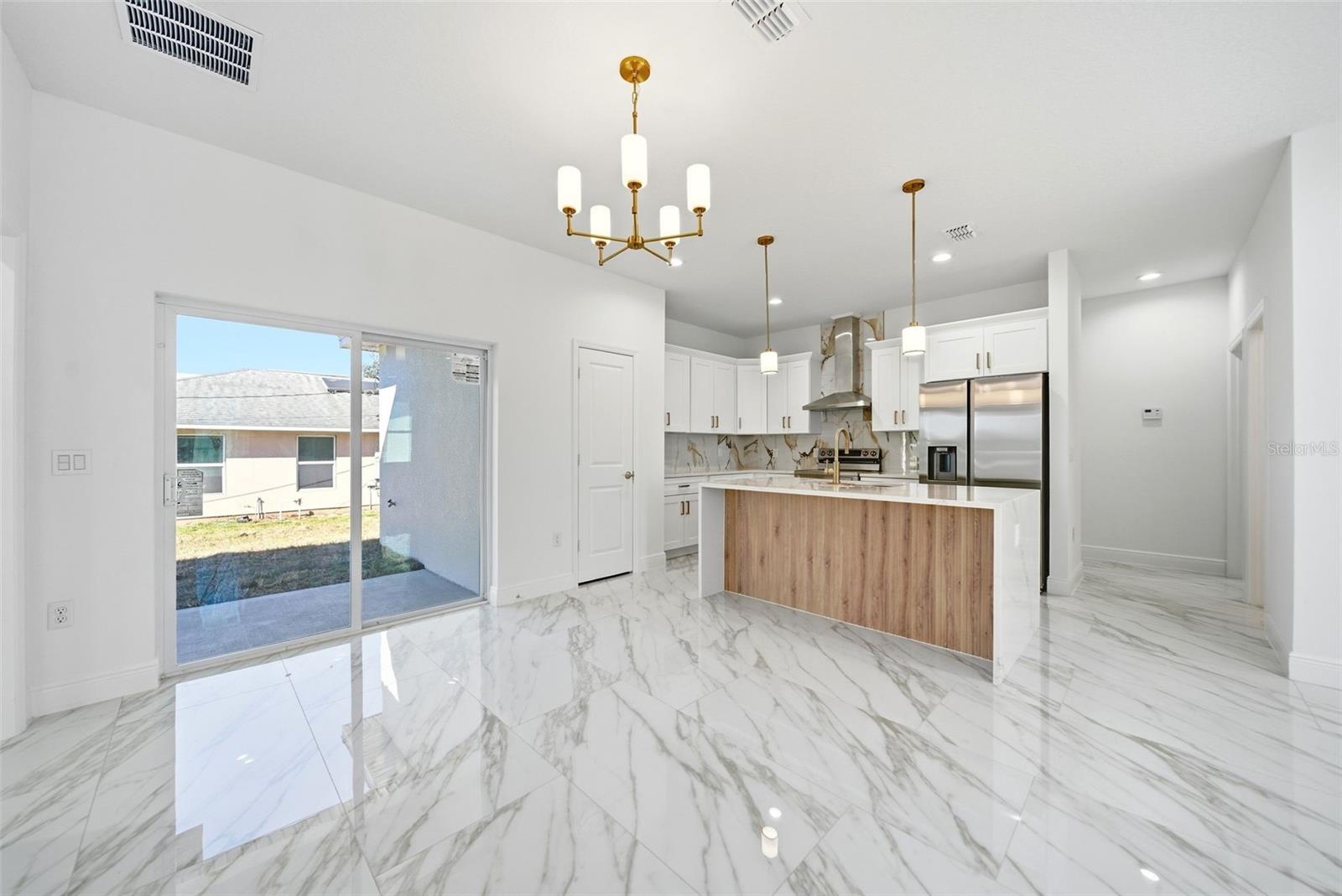 FROSTS ADD 2 TO ALTAMONTE - Residential