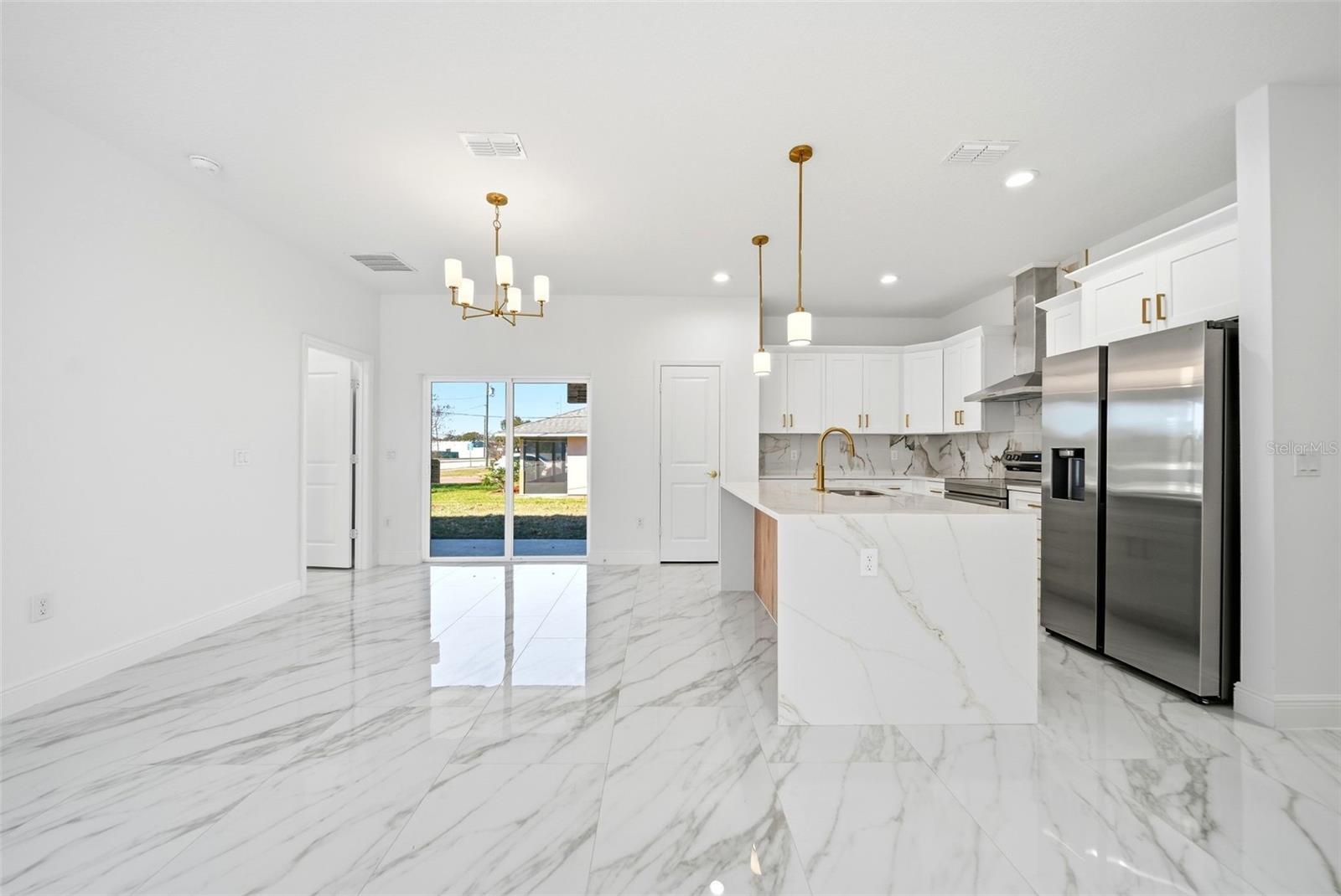 FROSTS ADD 2 TO ALTAMONTE - Residential