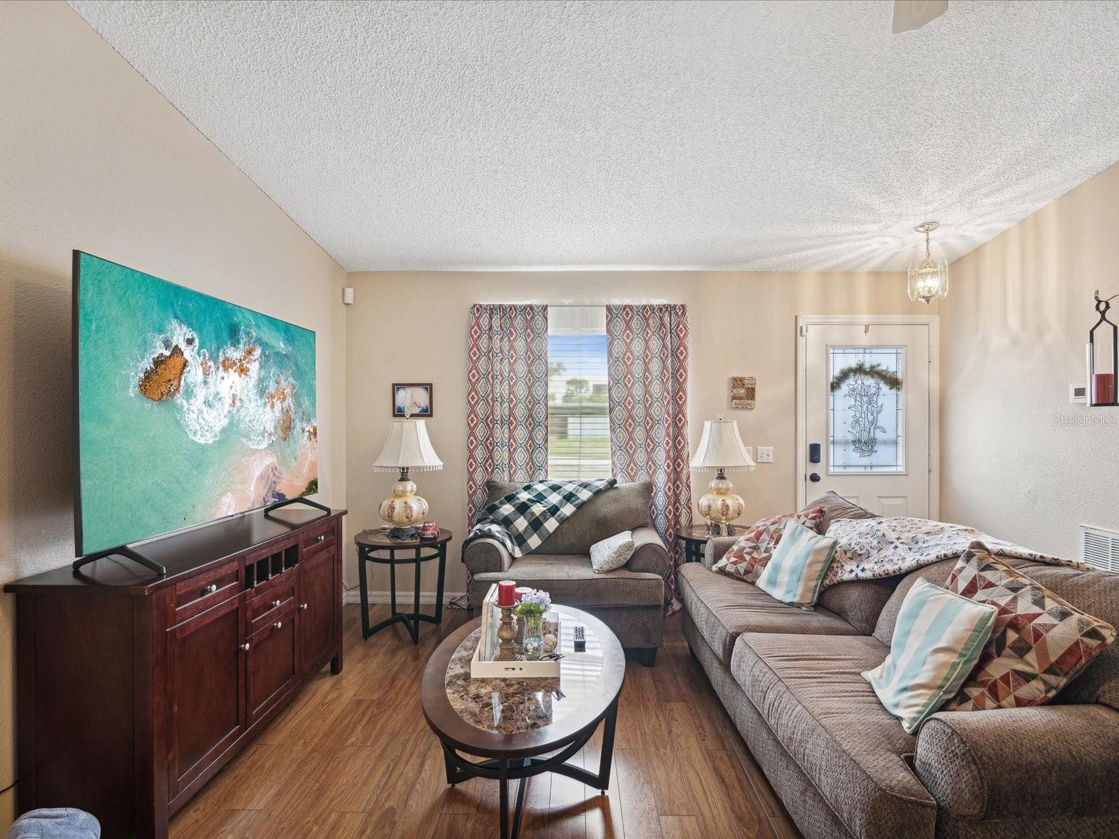 SPRING HILL - Residential