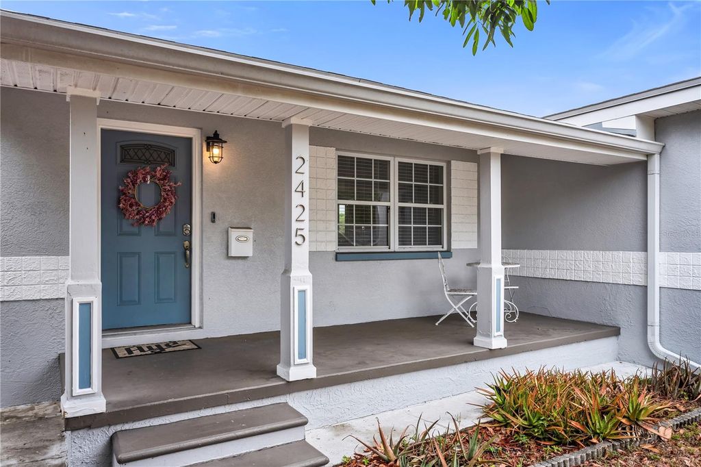 Photo of 2425 36th Avenue N, St Petersburg, FL 33713 (MLS # TB8495647)