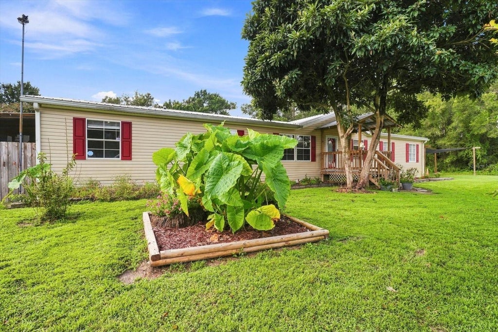 Photo of 3390 SE 146th Lane, Summerfield, FL 34491 (MLS # OM732019)
