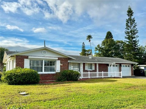 Photo of 2510 Janet Street, Kissimmee, FL 34741 (MLS # S5139626)