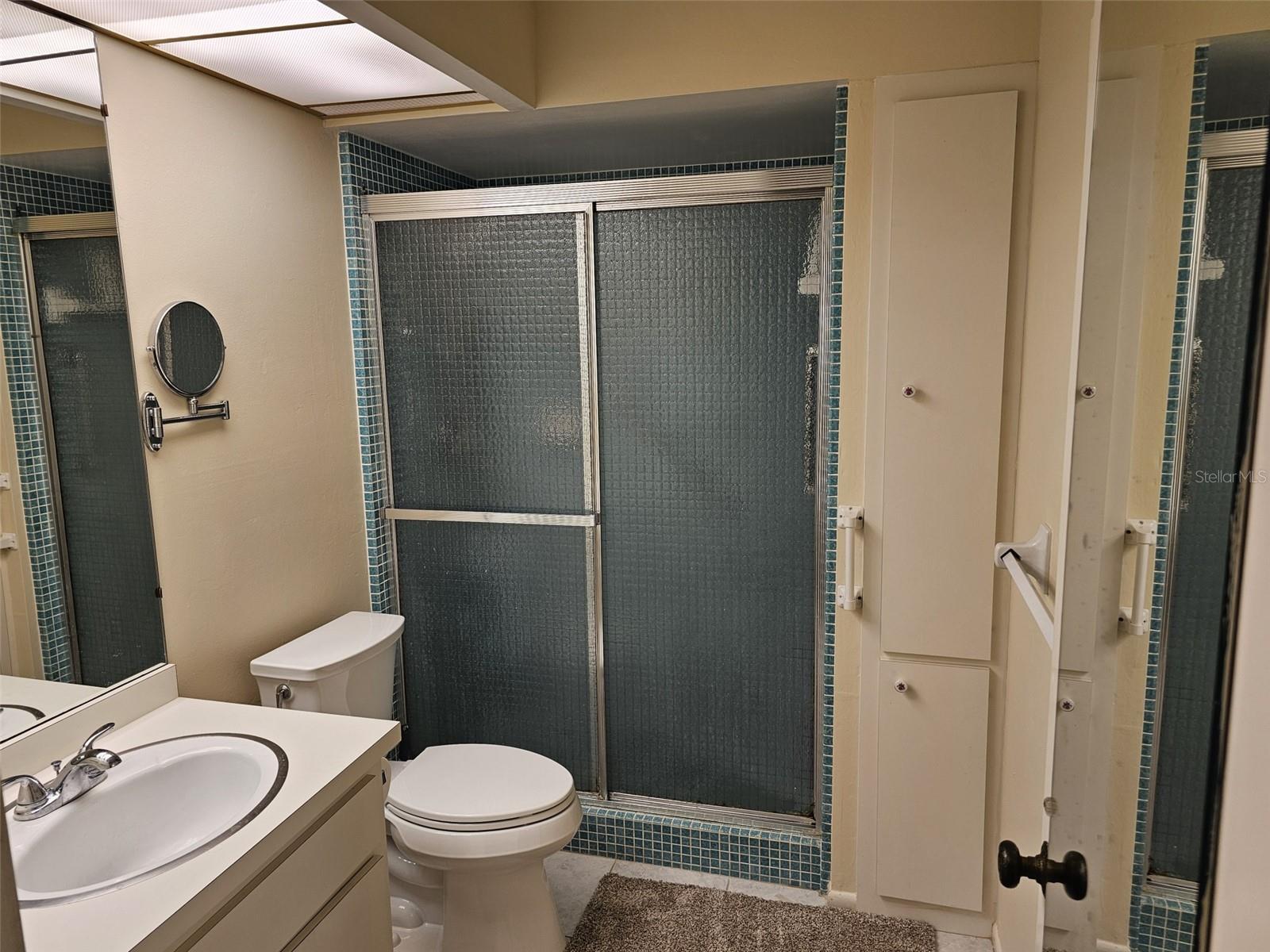 WHISPERING SANDS SEC 2 - Residential