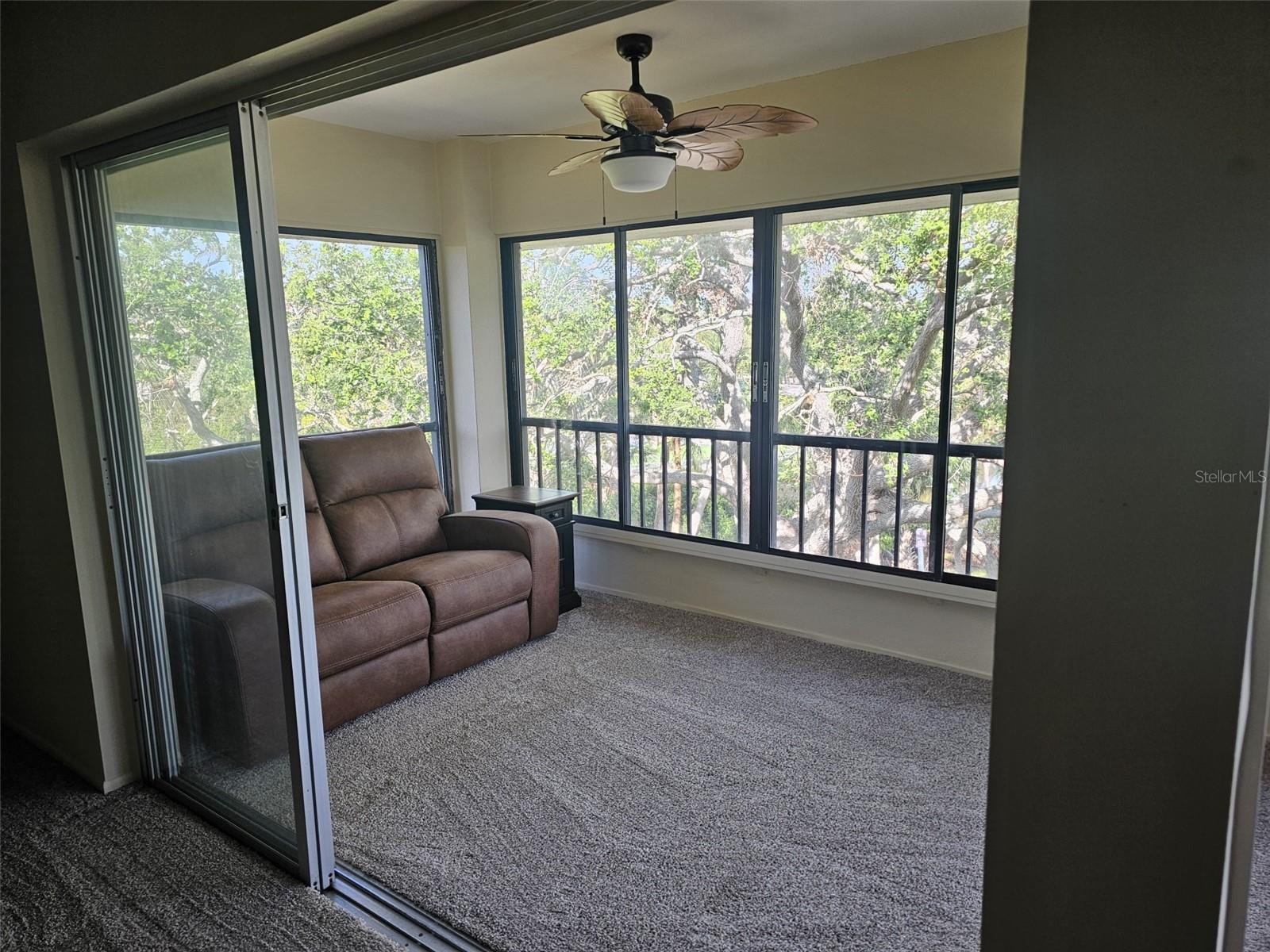 WHISPERING SANDS SEC 2 - Residential