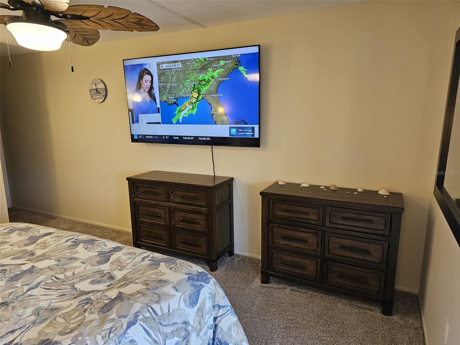 WHISPERING SANDS SEC 2 - Residential