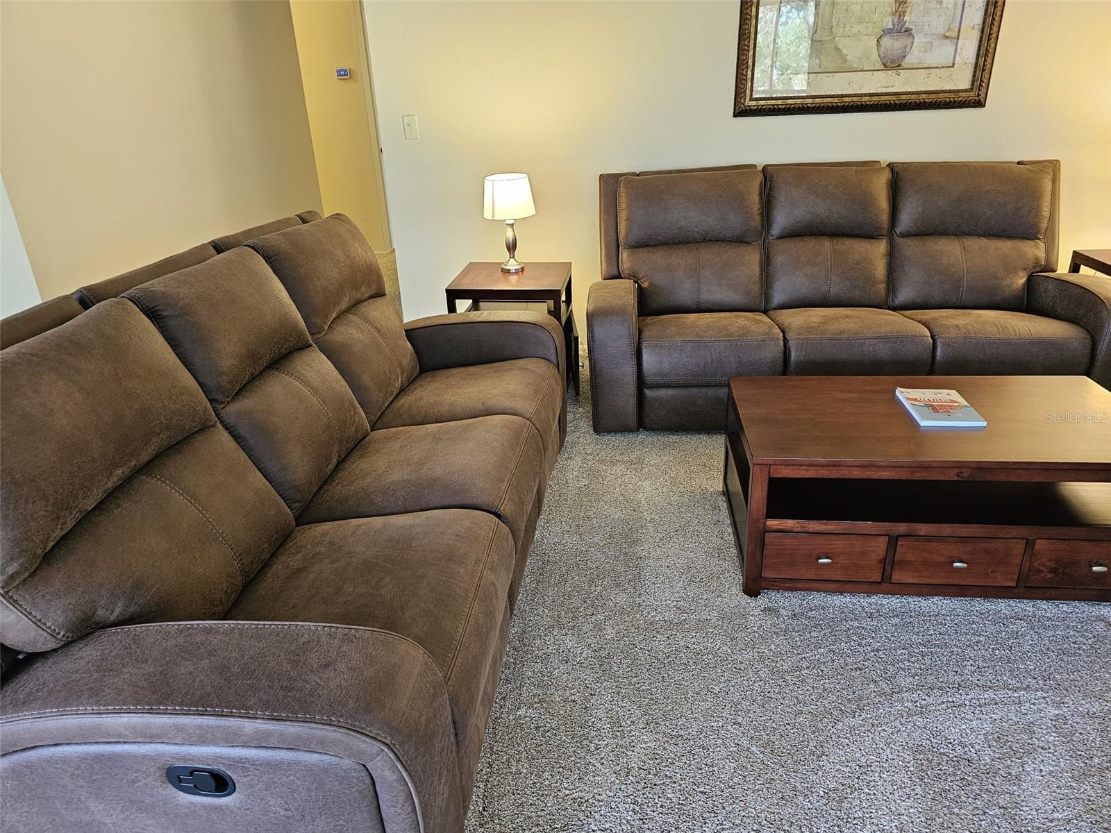 WHISPERING SANDS SEC 2 - Residential