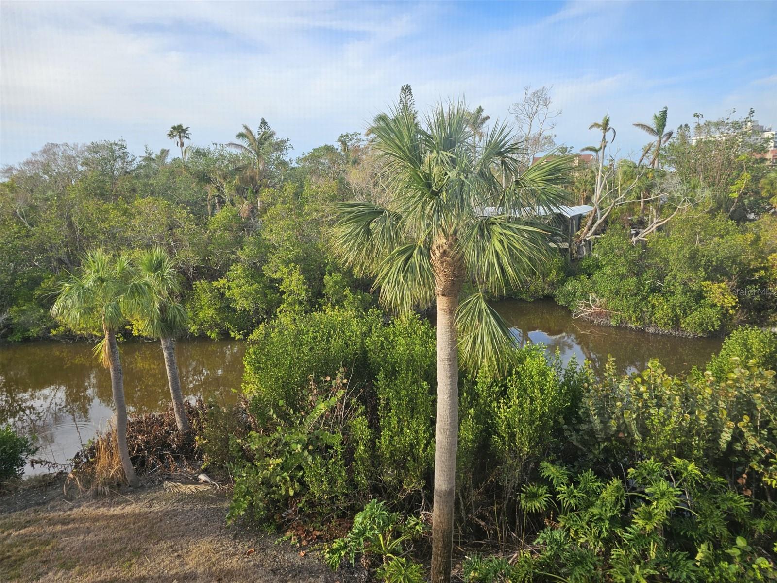 WHISPERING SANDS SEC 2 - Residential