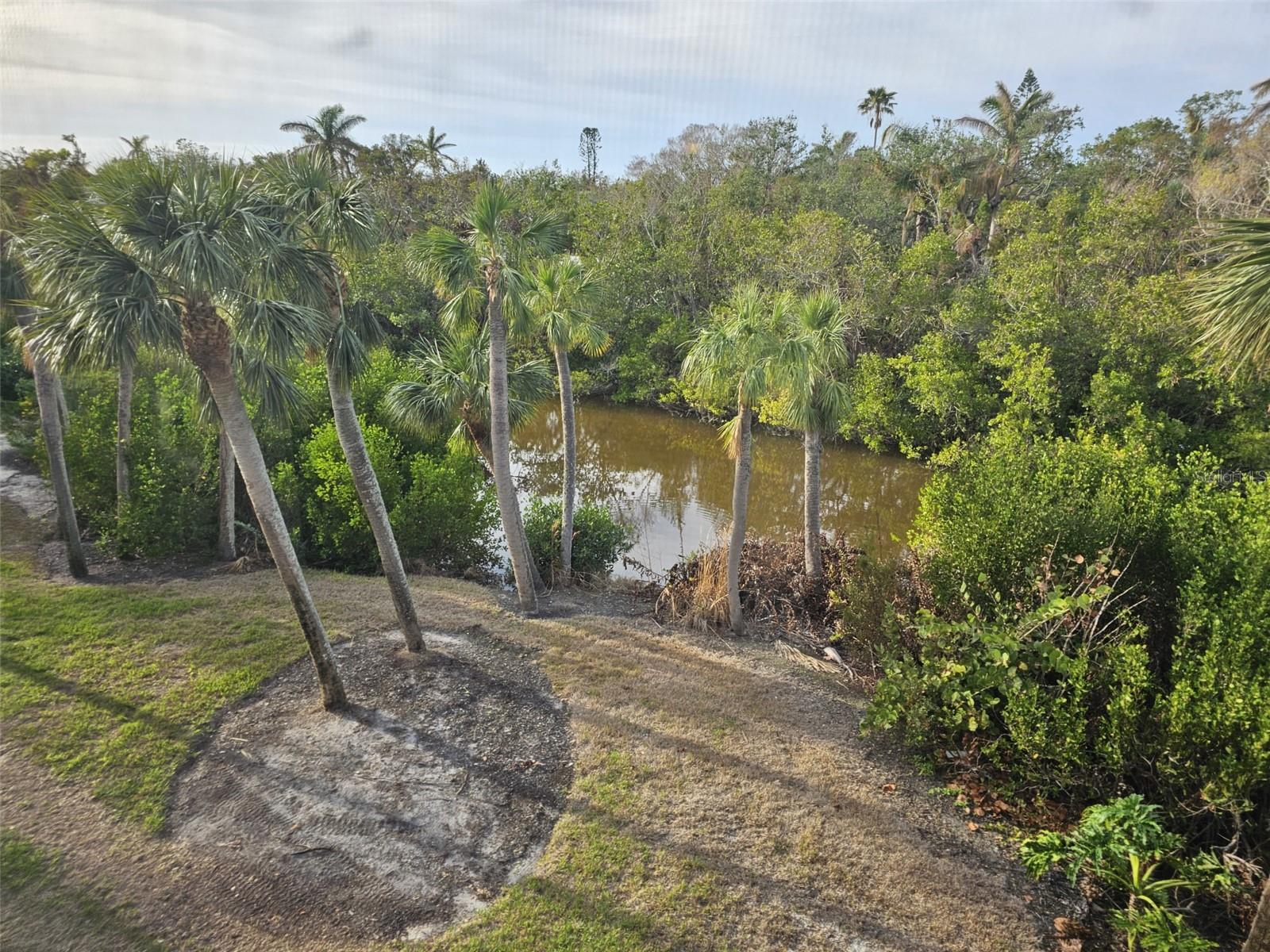 WHISPERING SANDS SEC 2 - Residential