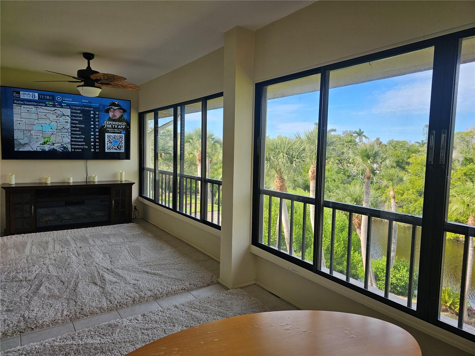 WHISPERING SANDS SEC 2 - Residential