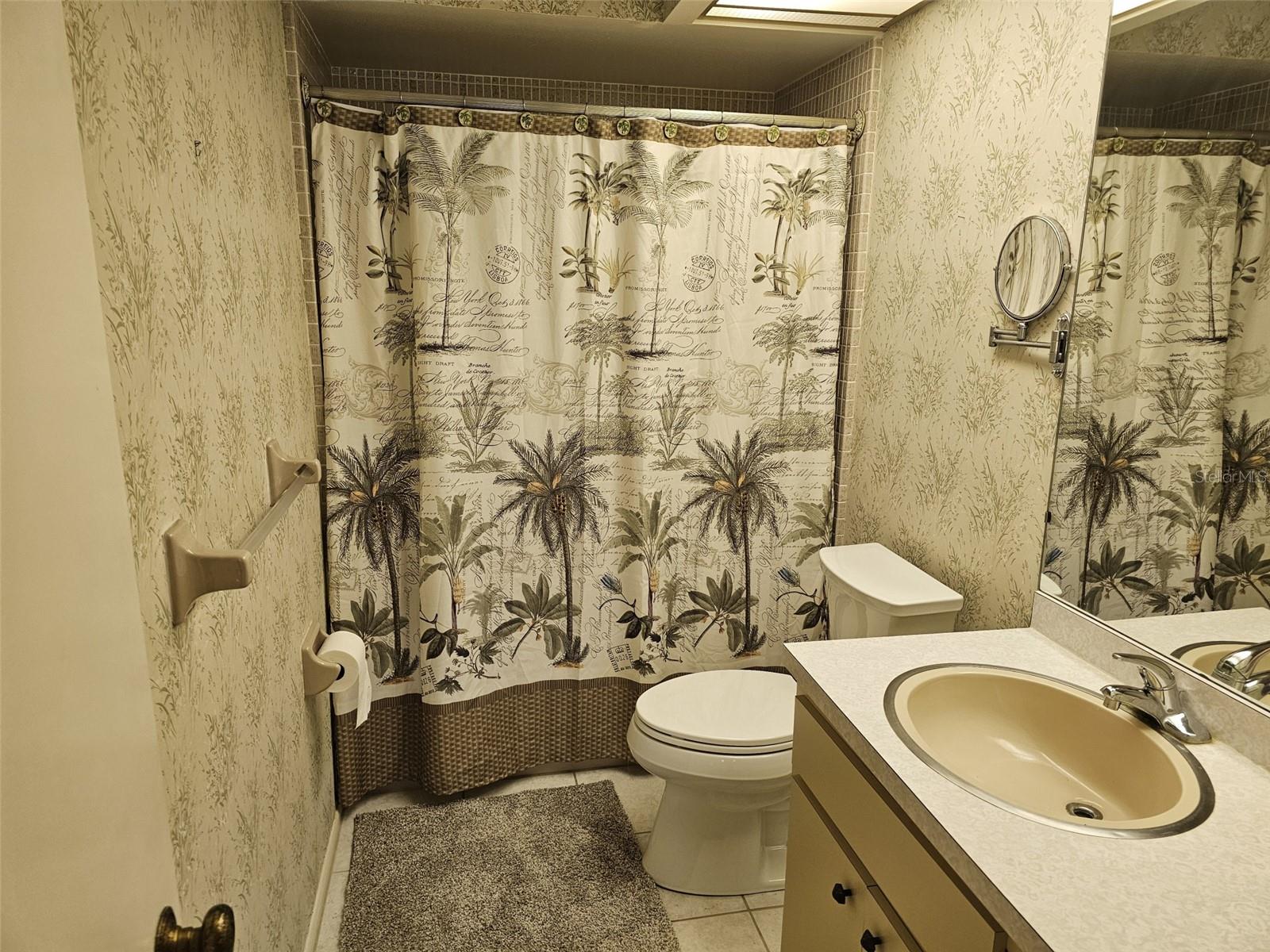 WHISPERING SANDS SEC 2 - Residential