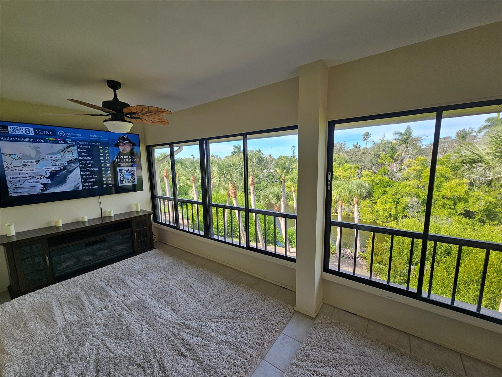 WHISPERING SANDS SEC 2 - Residential