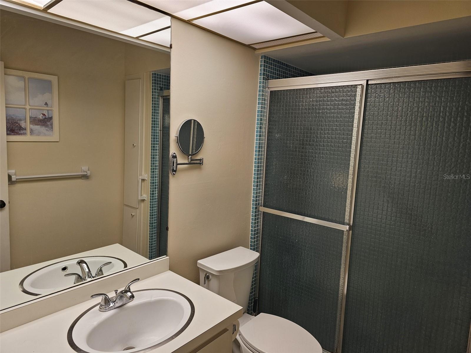 WHISPERING SANDS SEC 2 - Residential