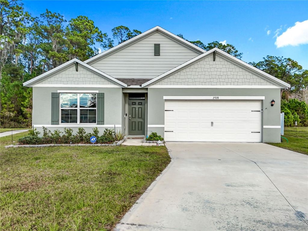 Photo of 2928 Canary Lane, Tavares, FL 32778 (MLS # O6373309)