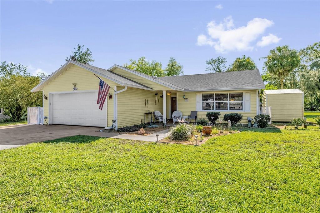 Photo of 506 Galloway Court, Leesburg, FL 34788 (MLS # G5109874)