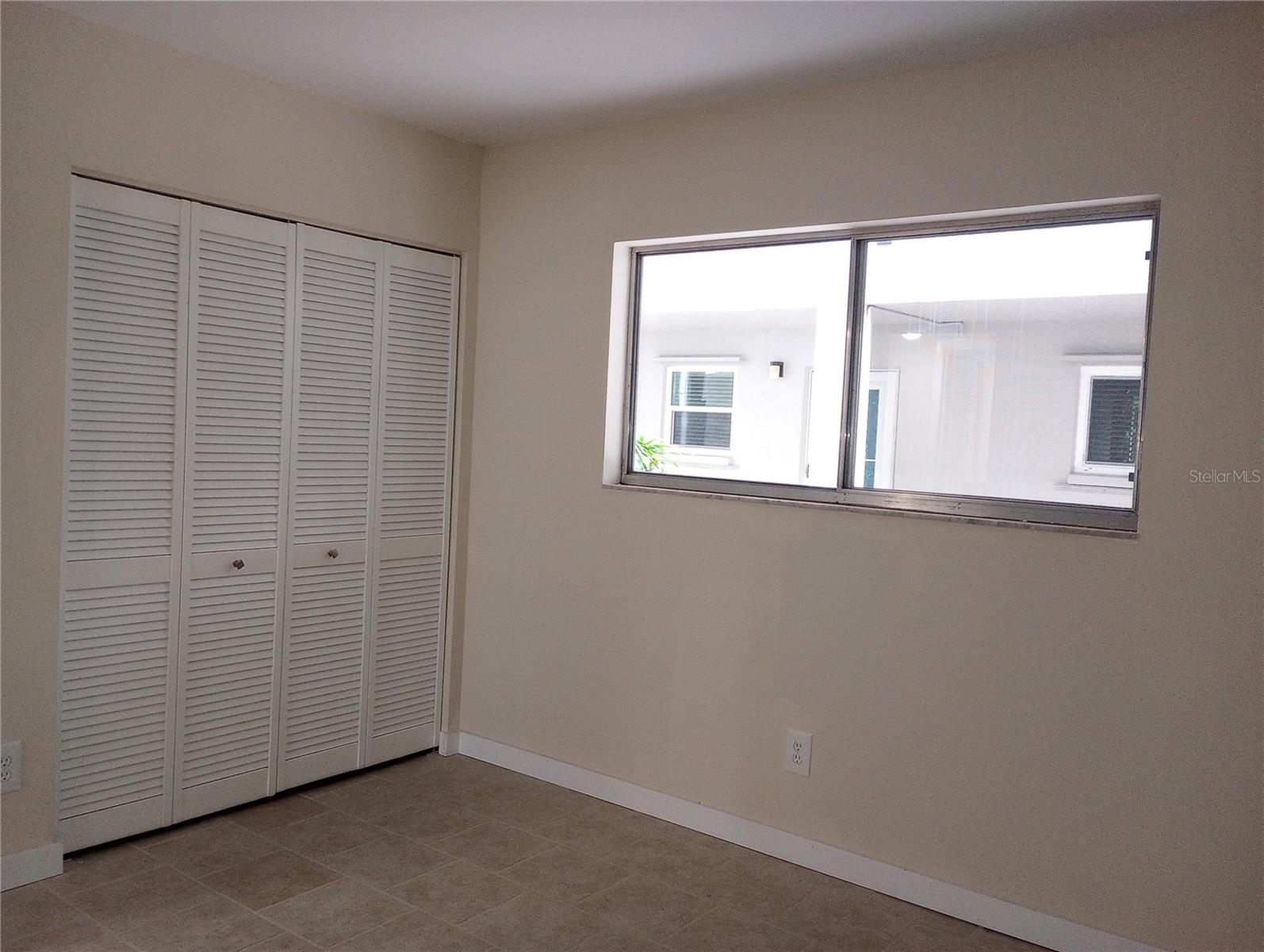 GLEN OAKS GARDEN APTS 2 PH2 - Residential