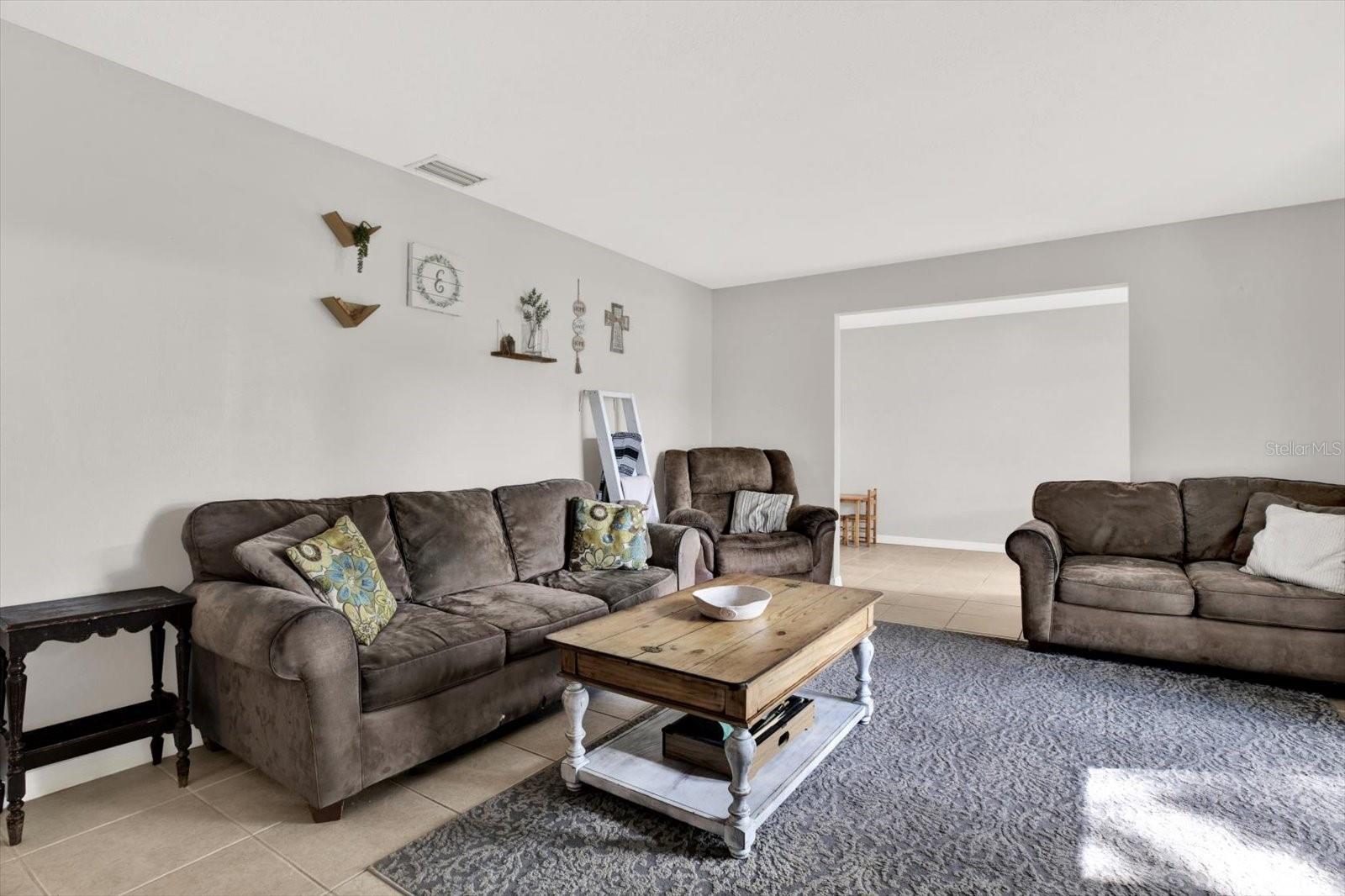 3615 GREATWOOD COURT