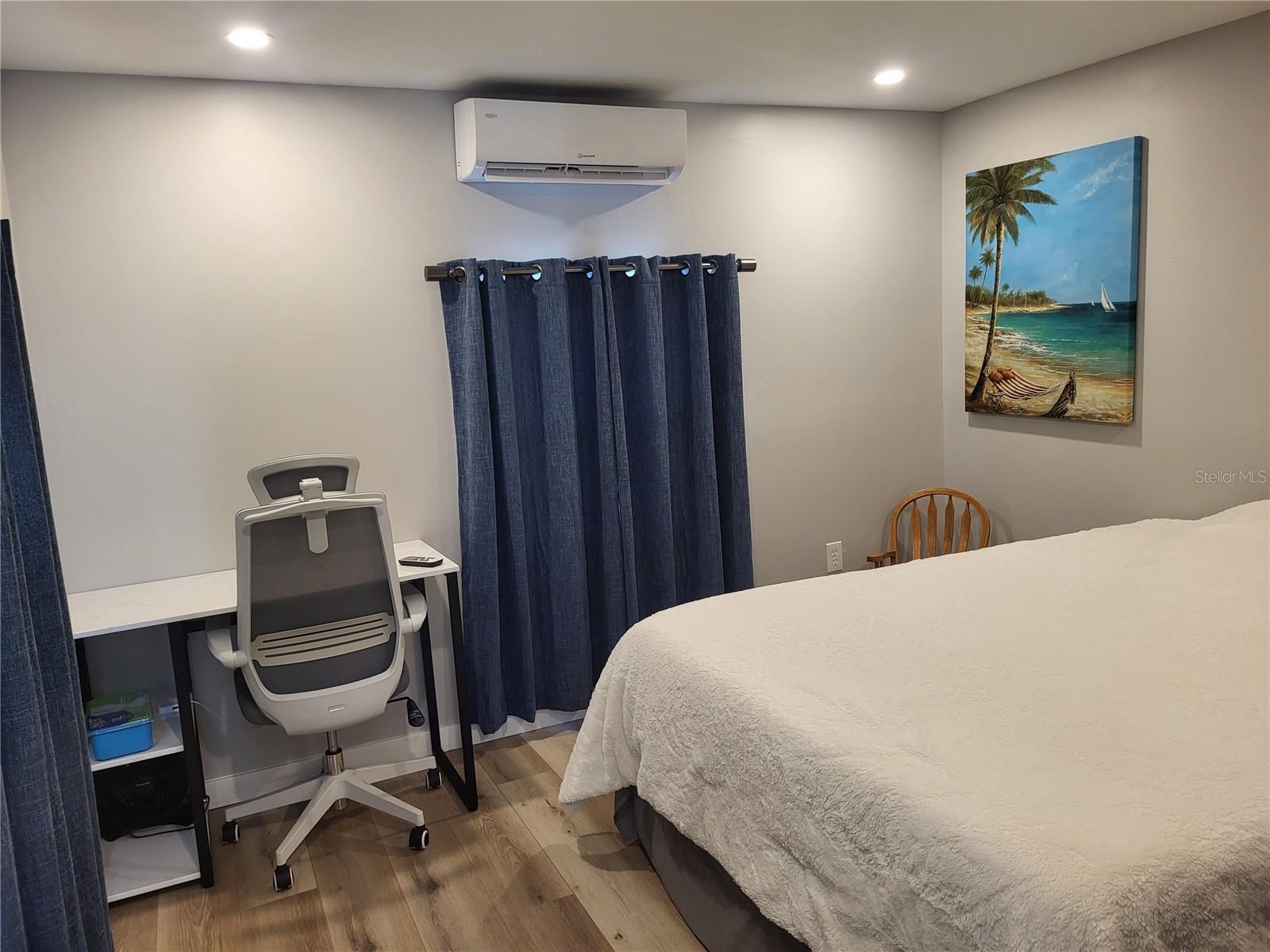 HOLIDAY VILLAGE CO-OP M/H UNREC - Residential