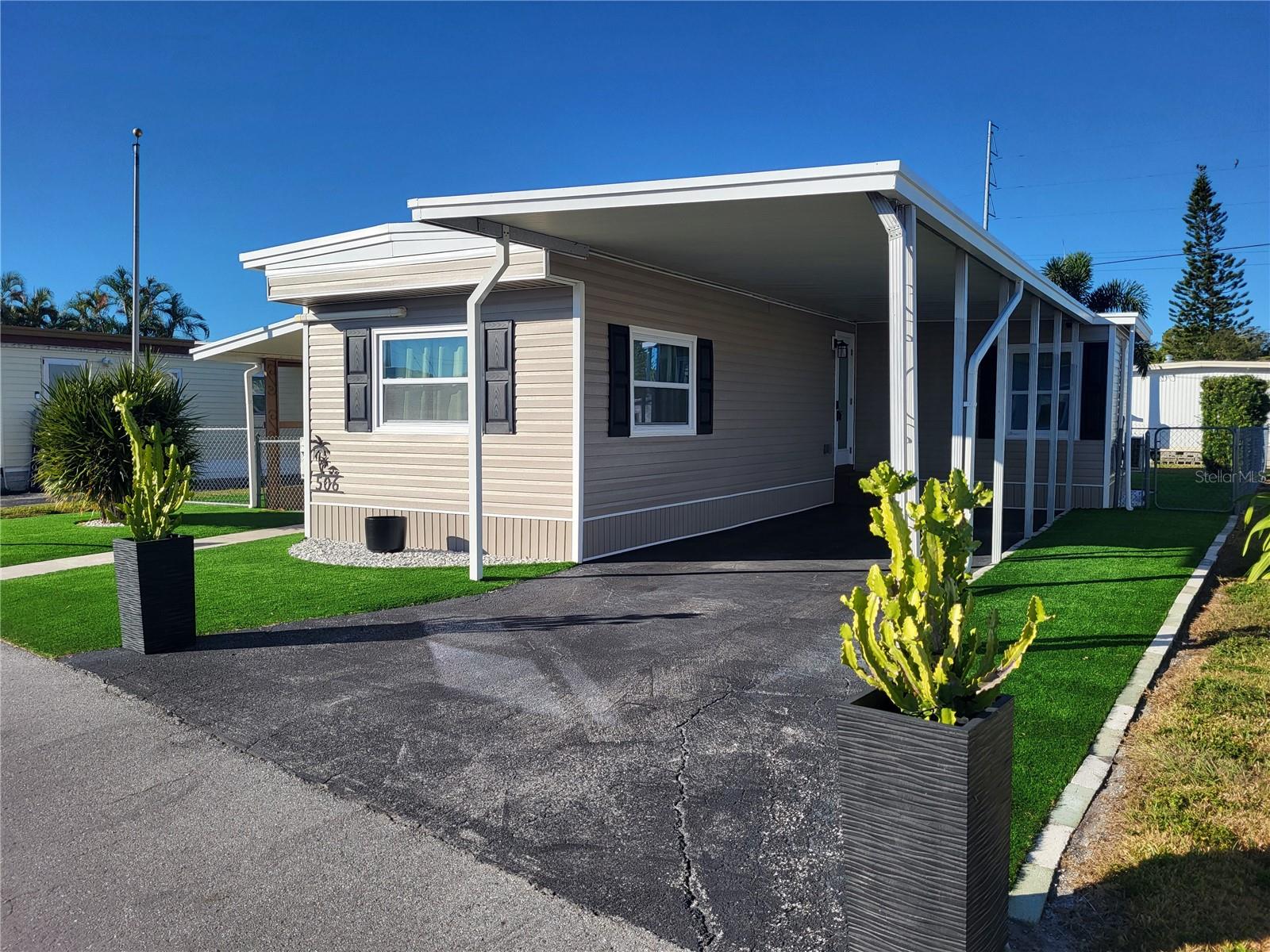 HOLIDAY VILLAGE CO-OP M/H UNREC - Residential