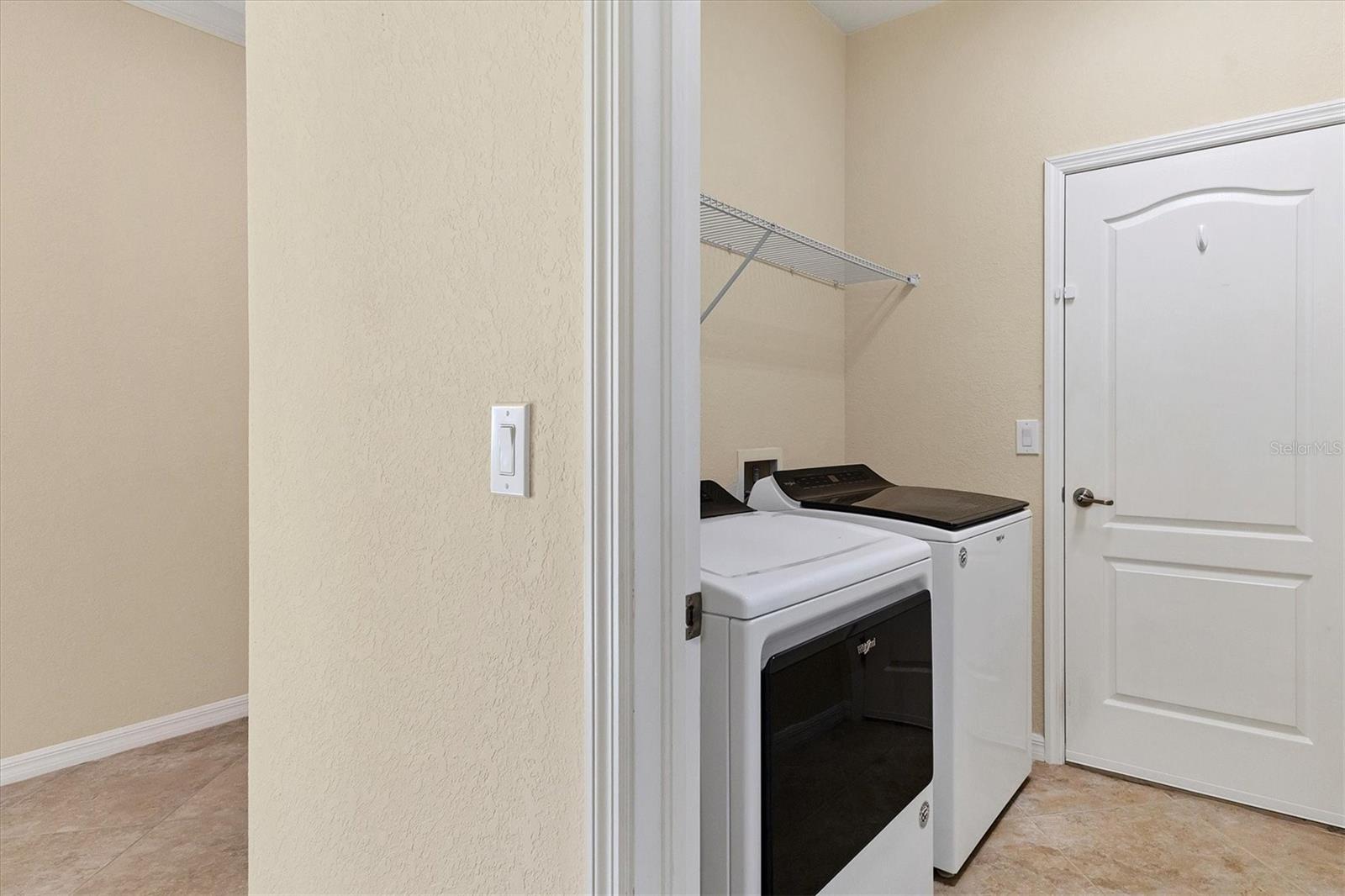 RIVER STRAND - Residential