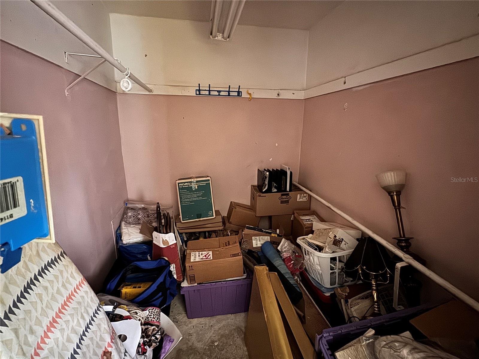 WOODSIDE VILLAGE CONDO - Residential