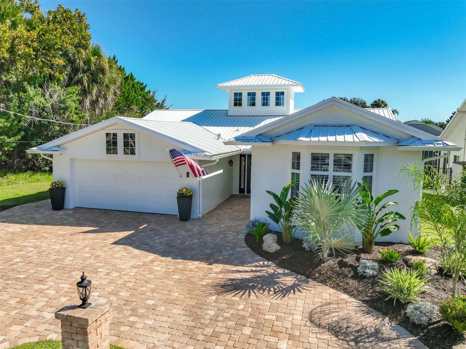 8 CROSSGATE COURT E
