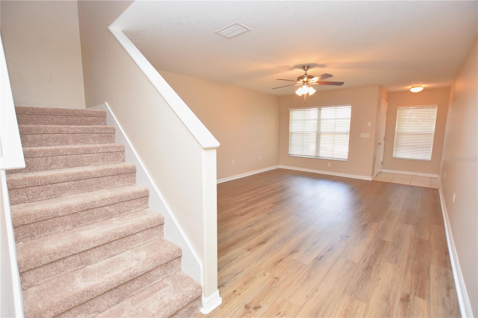 COBBLESTONE LANDING TWNHMS CONDO - Residential