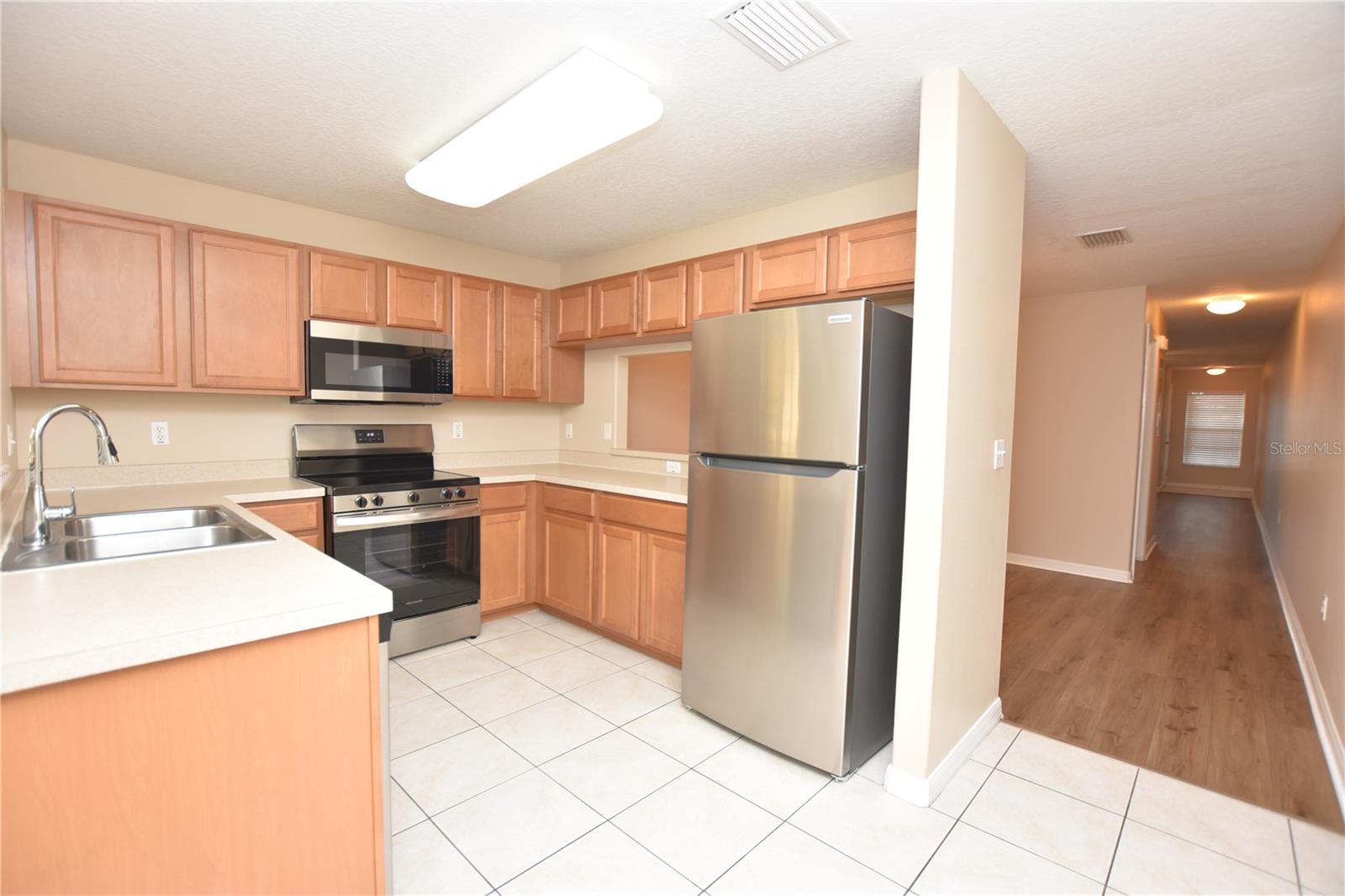 COBBLESTONE LANDING TWNHMS CONDO - Residential