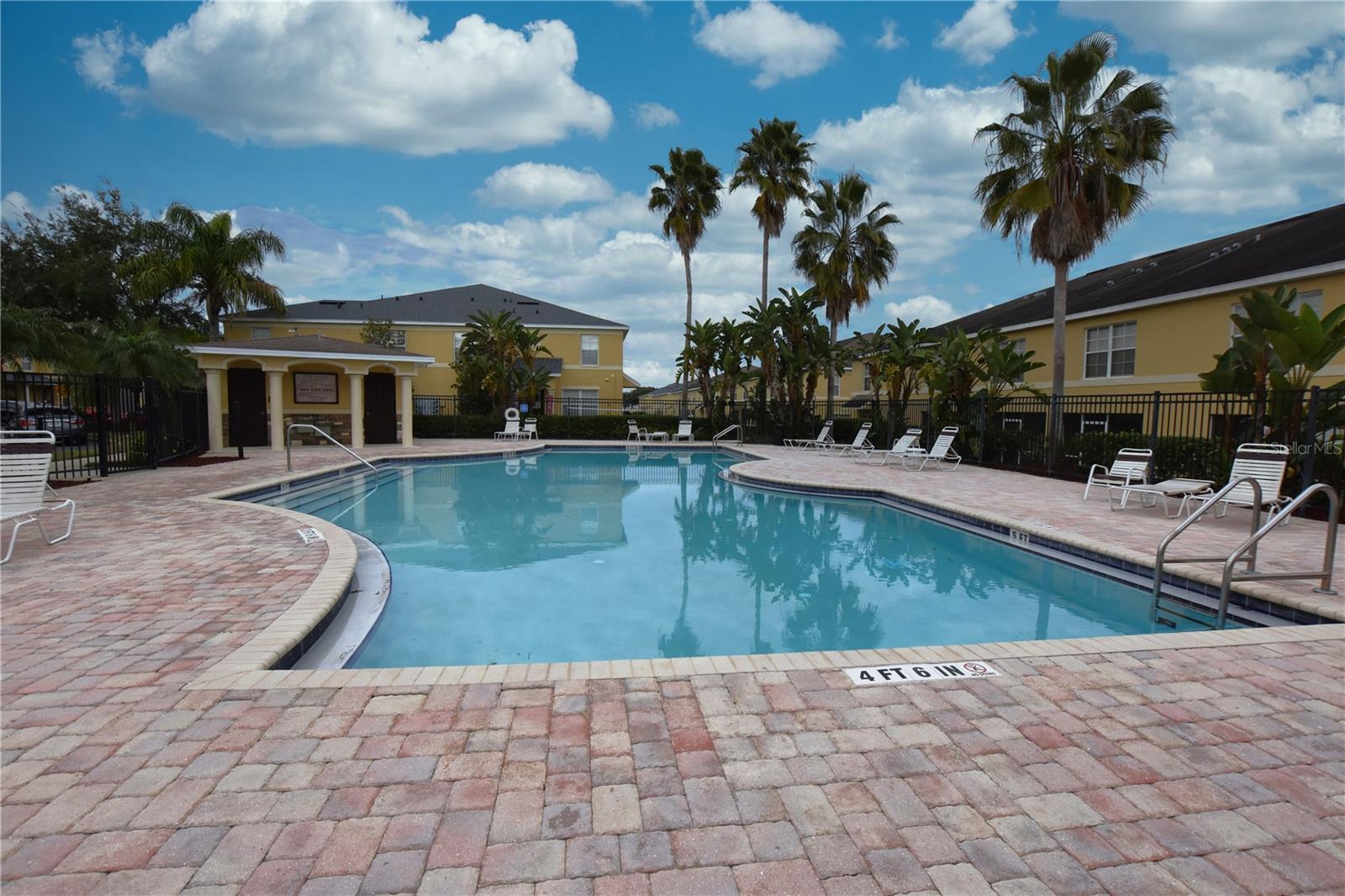 COBBLESTONE LANDING TWNHMS CONDO - Residential