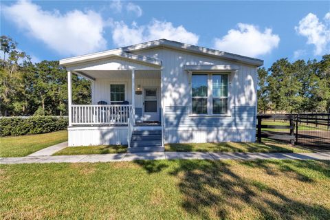 Tiny photo for 521 NW 80th Avenue, Ocala, FL 34480 (MLS # OM714237)