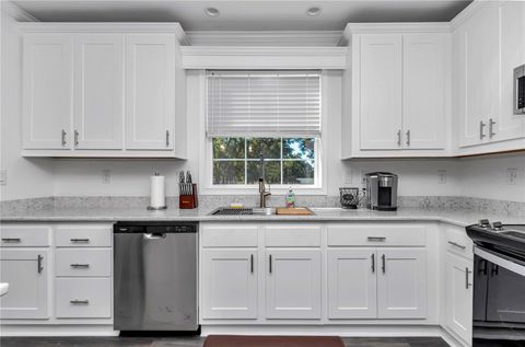 Tiny photo for 521 NW 80th Avenue, Ocala, FL 34480 (MLS # OM714237)