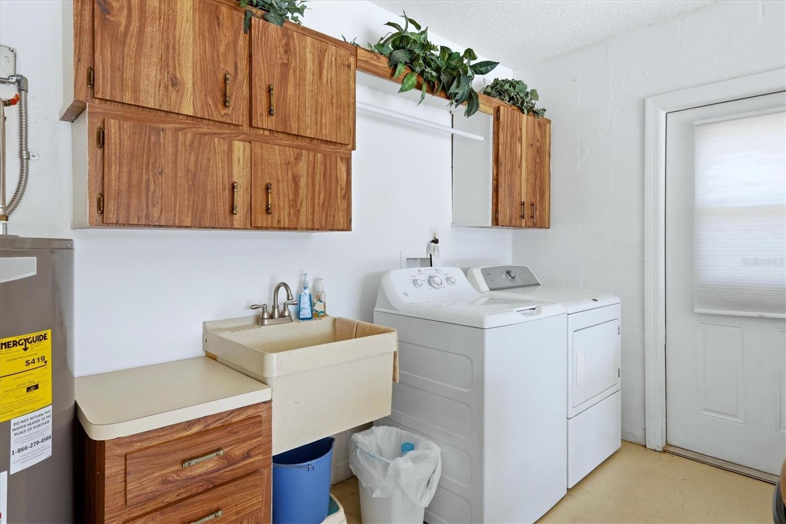 ENGLEWOOD ISLES SUB - Residential