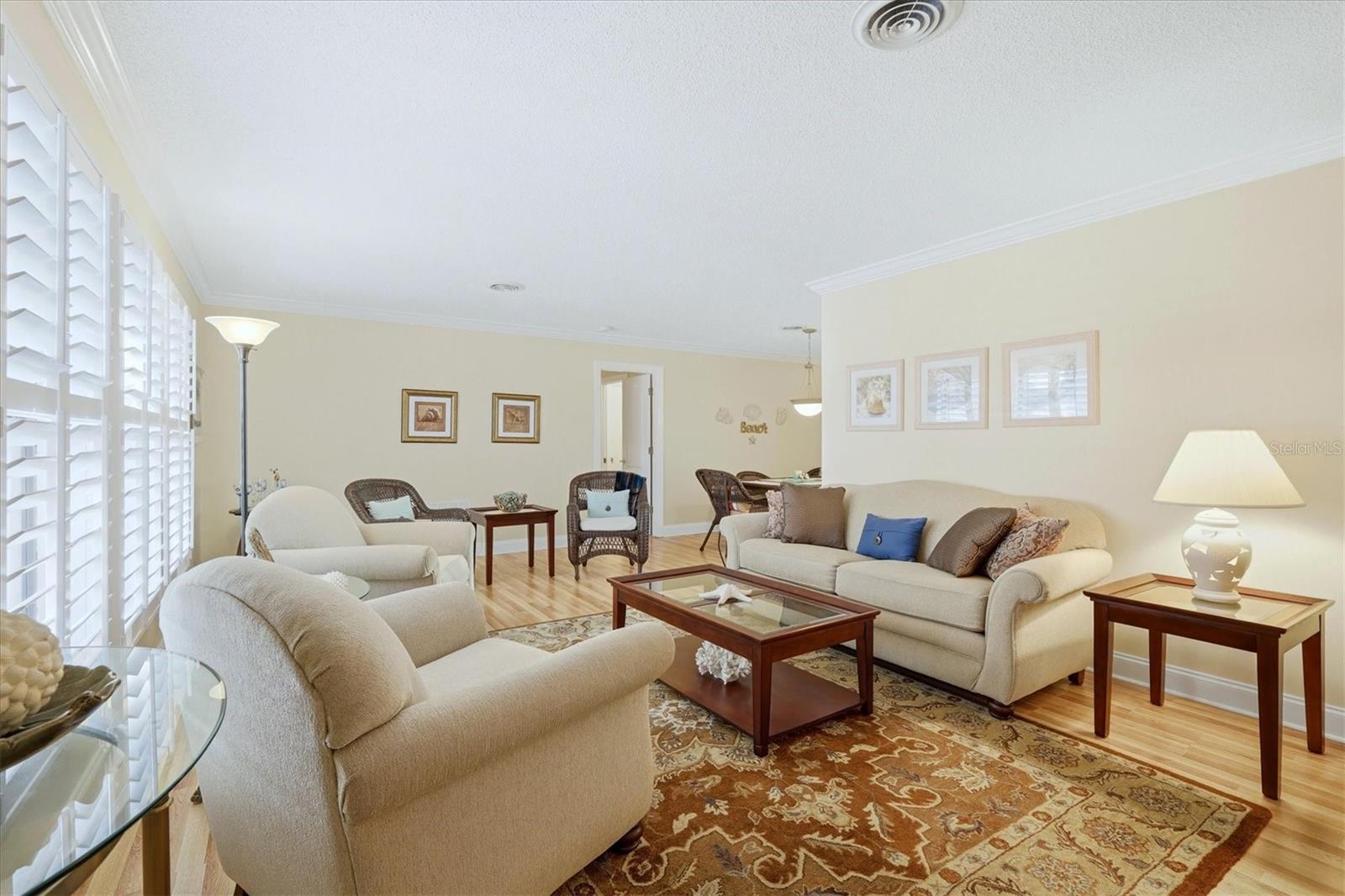 ENGLEWOOD ISLES SUB - Residential