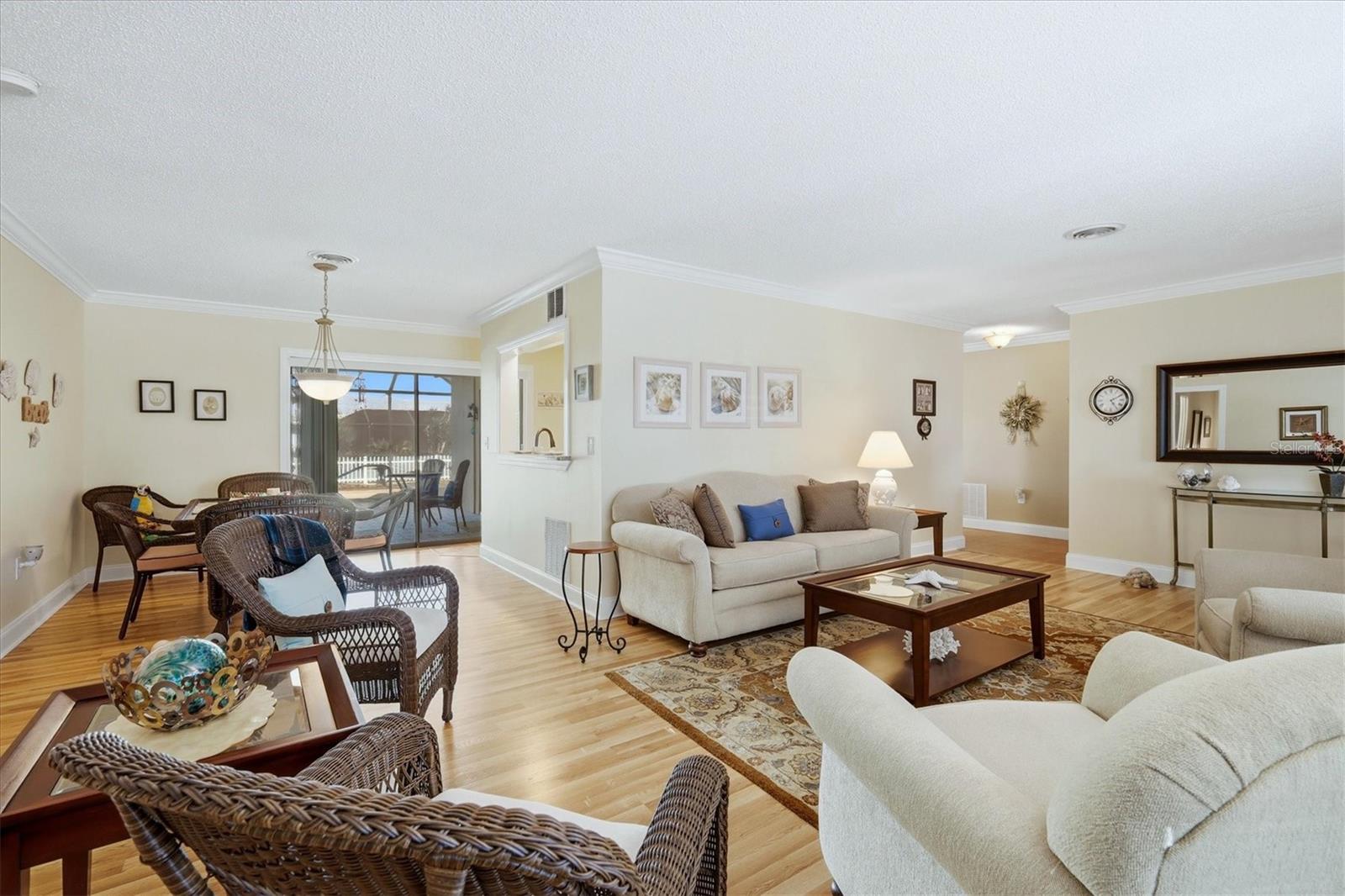 ENGLEWOOD ISLES SUB - Residential