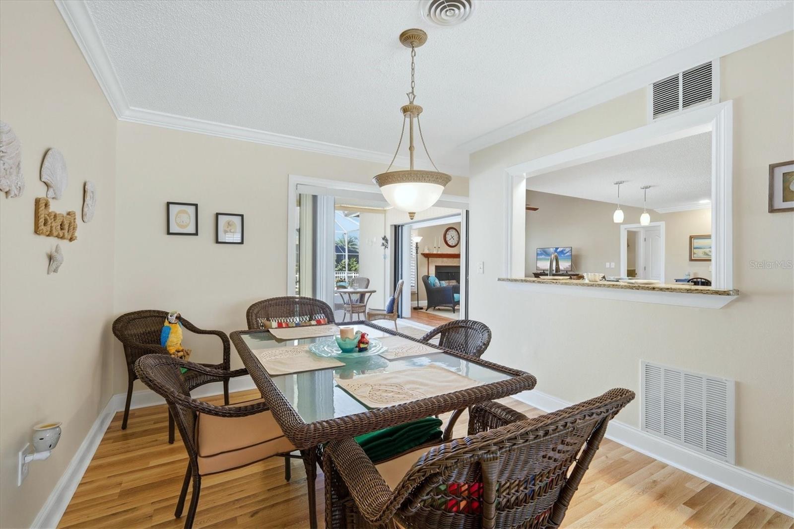 ENGLEWOOD ISLES SUB - Residential