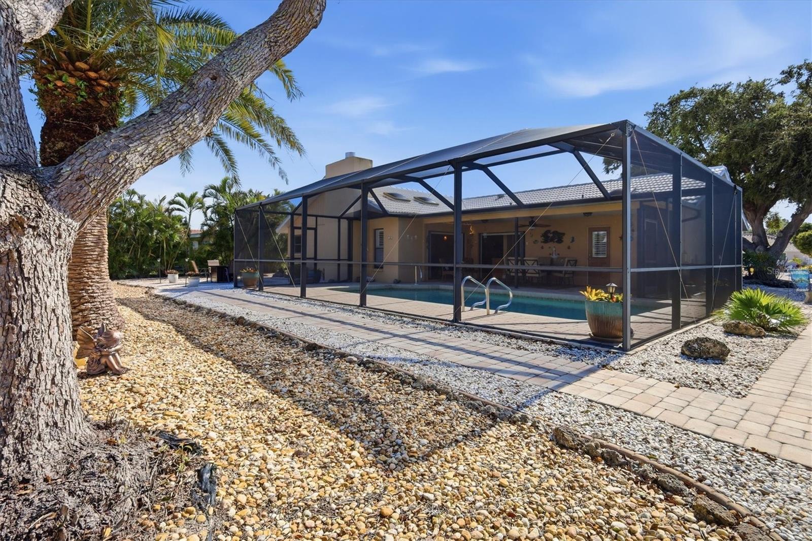 ENGLEWOOD ISLES SUB - Residential