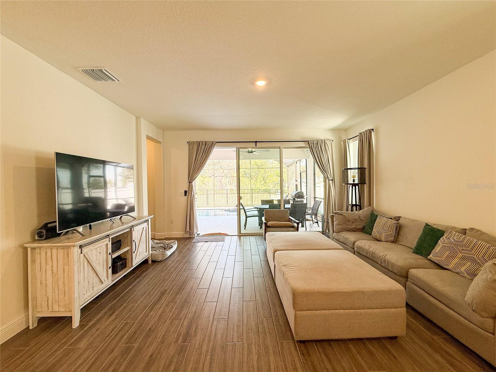 VILLAGES/MINNEOLA HILLS PH 4 - Residential