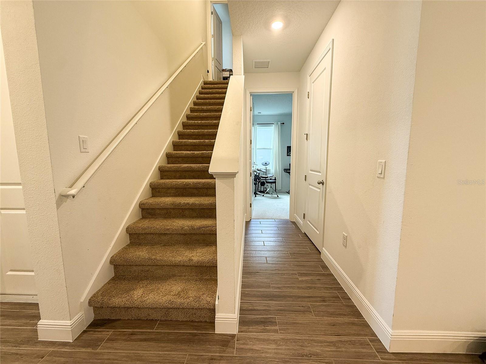 VILLAGES/MINNEOLA HILLS PH 4 - Residential