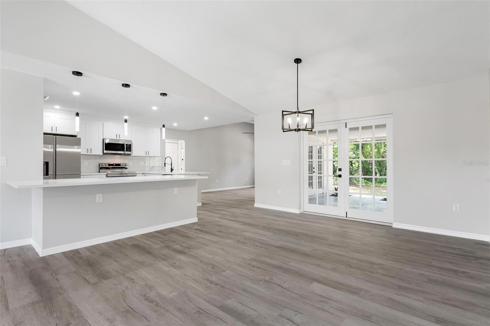 172 SHADY PINE LANE