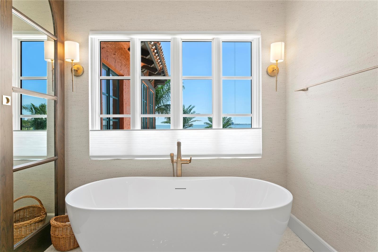 SNELL ISLE BRIGHTWATERS SEC 1 REP - Residential