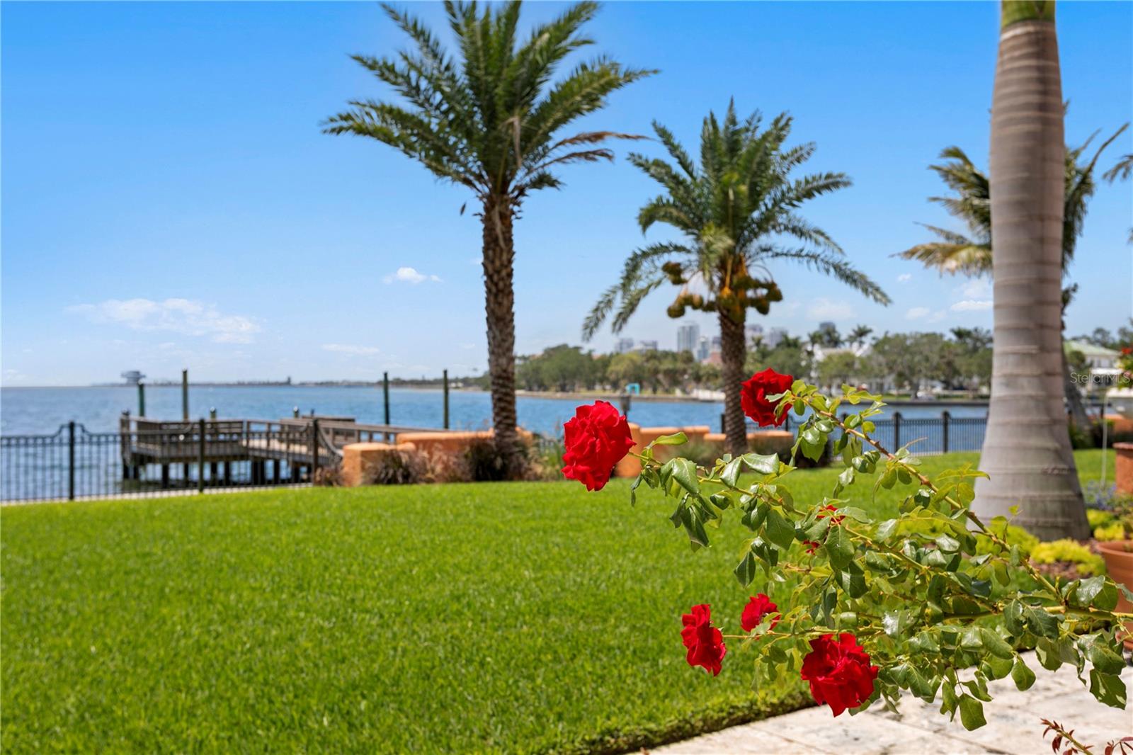 SNELL ISLE BRIGHTWATERS SEC 1 REP - Residential