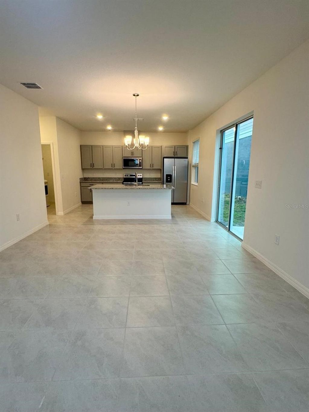 Photo of 9564 Westside Hills Drive, Davenport, FL 33896 (MLS # O6386176)