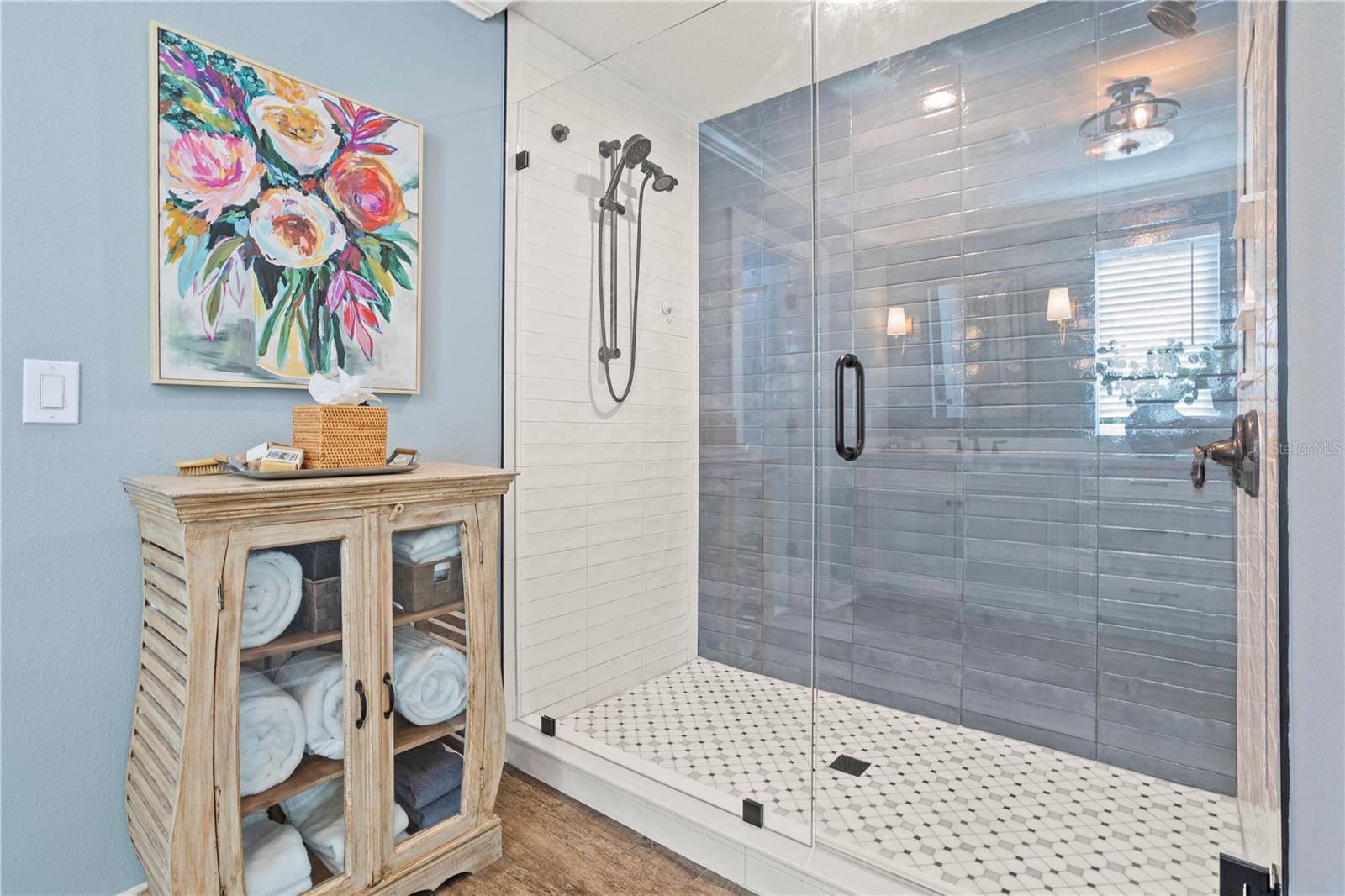 LATHAM PARK NORTH - Residential