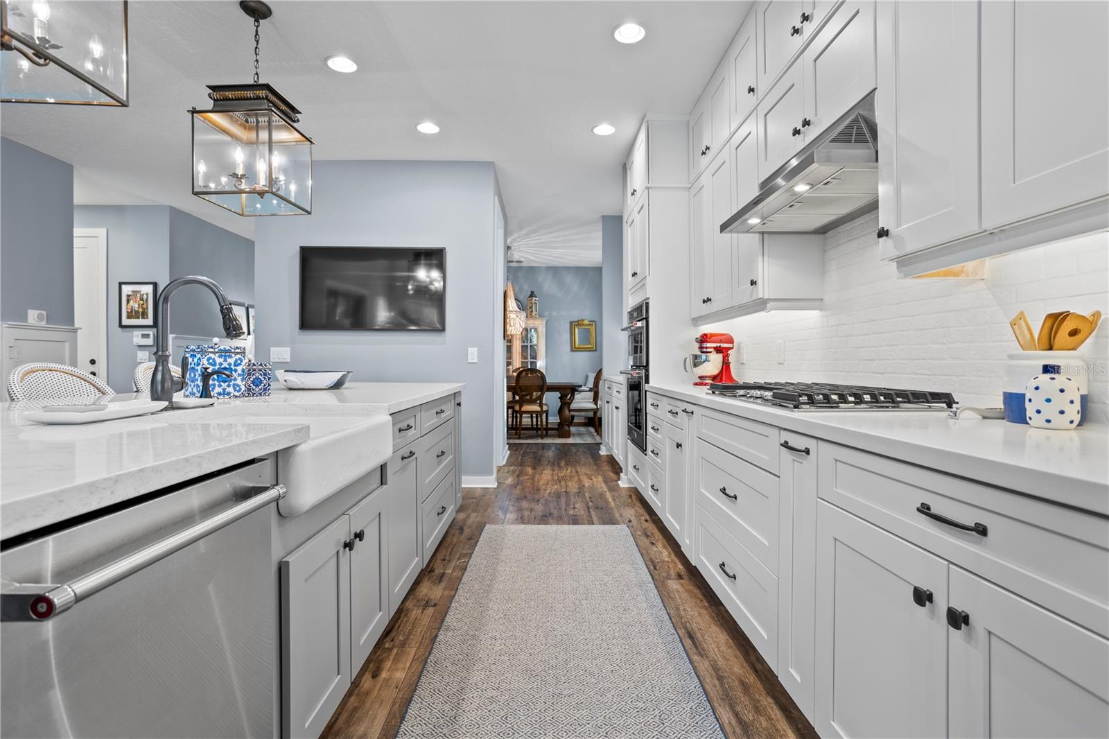 LATHAM PARK NORTH - Residential