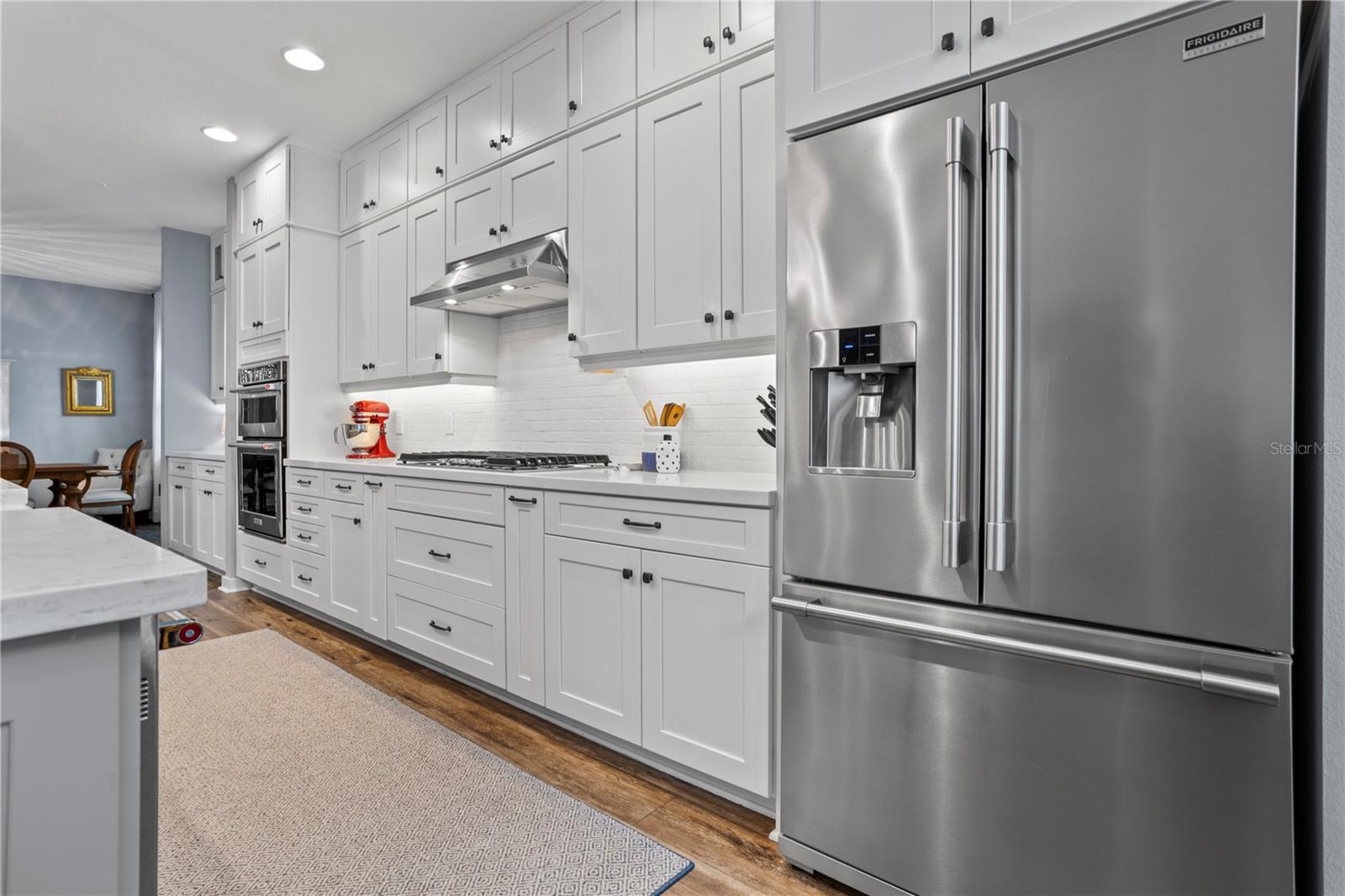 LATHAM PARK NORTH - Residential