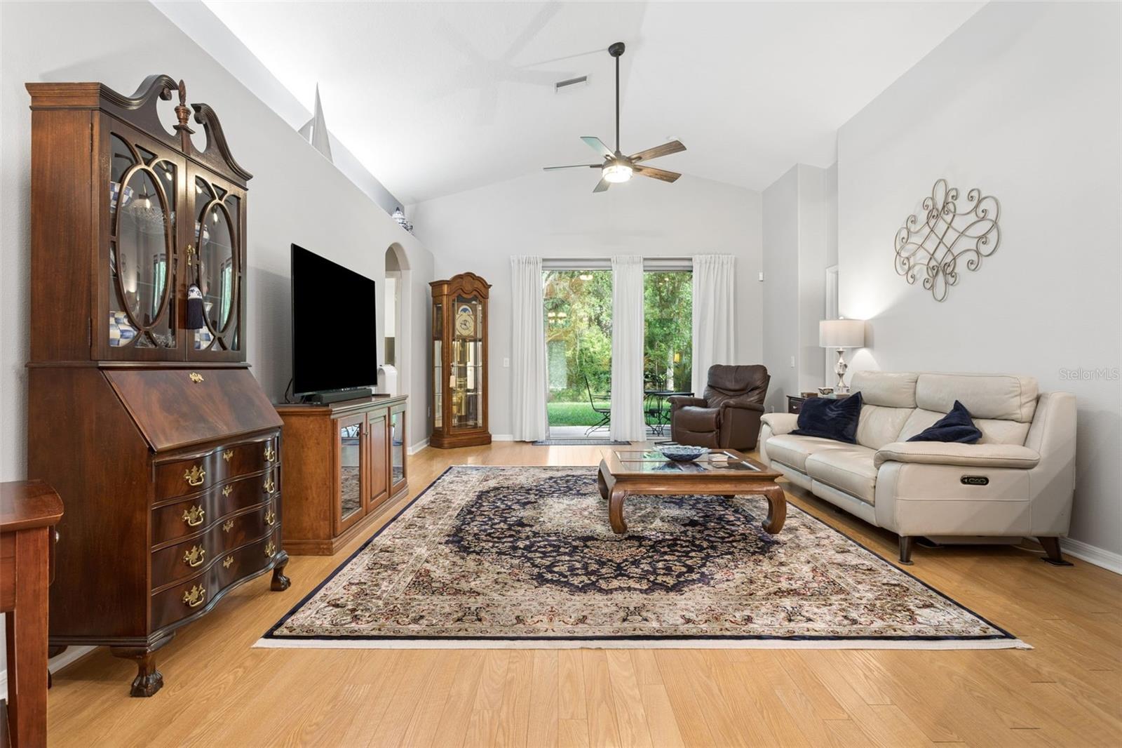 HERITAGE ISLES PH 3D - Residential