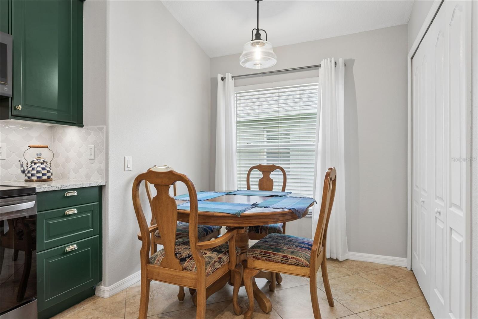 HERITAGE ISLES PH 3D - Residential