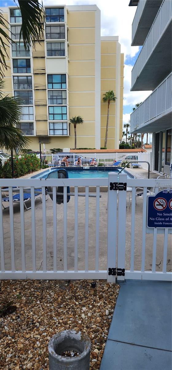 BAYSIDE CONDO - Residential