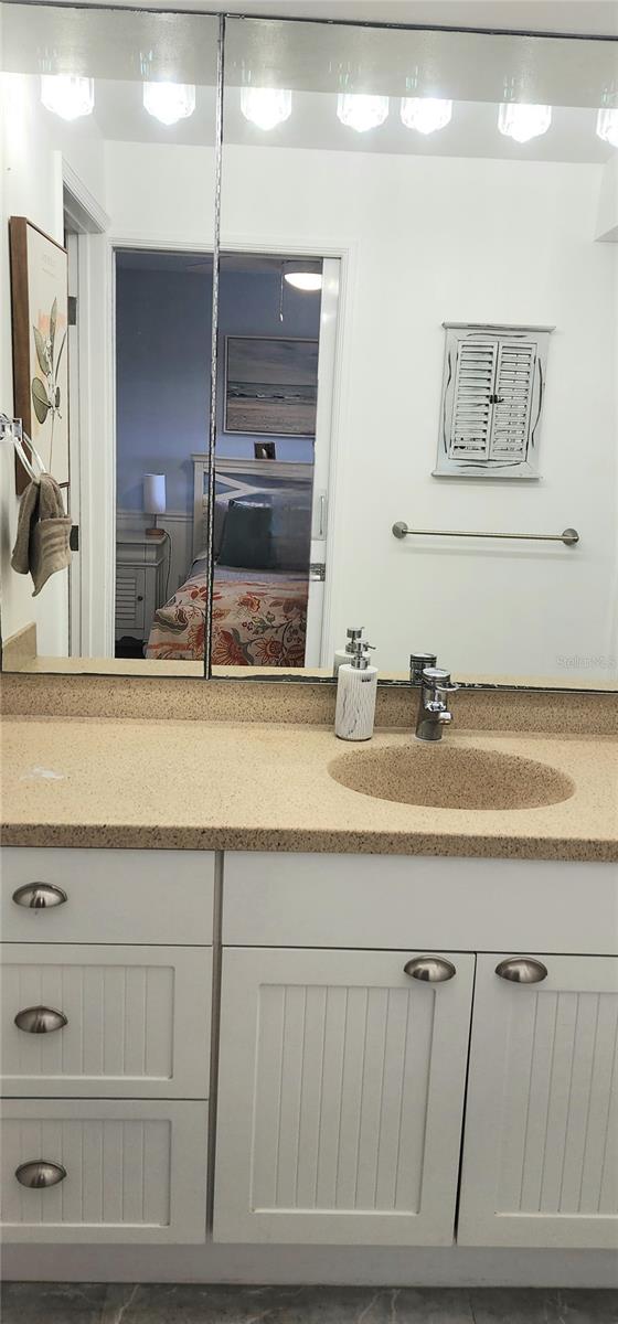 BAYSIDE CONDO - Residential