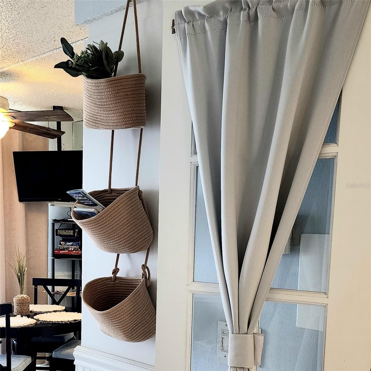 BAYSIDE CONDO - Residential