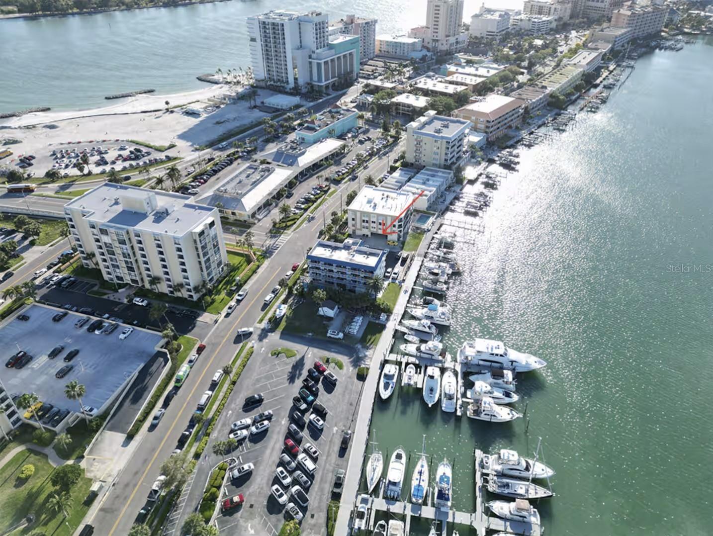 BAYSIDE CONDO - Residential